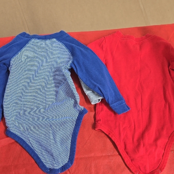 Long Sleeve Onesie Set Of [4]- Blue, Red, Gray - Picture 11 of 11